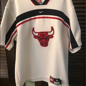 Chicago Bulls shirt